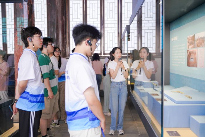 ������ҽҩ��ѧʵ�����ú�ˮ��д�ഺ