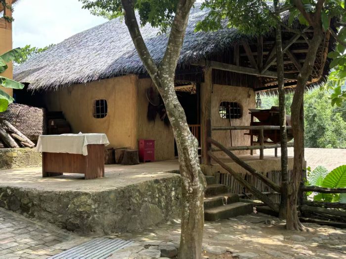 �Ͼ��ƾ���ѧѧ��̽�ú������ƹȣ�������������Ļ������봫��