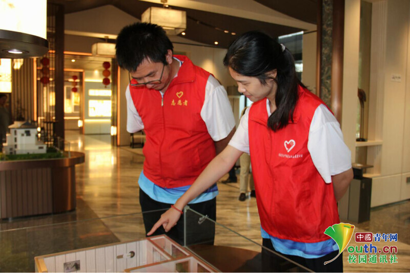 ������ҽҩ��ѧ���ഺ�������俵��������ѧ�ӱ���ȡ��