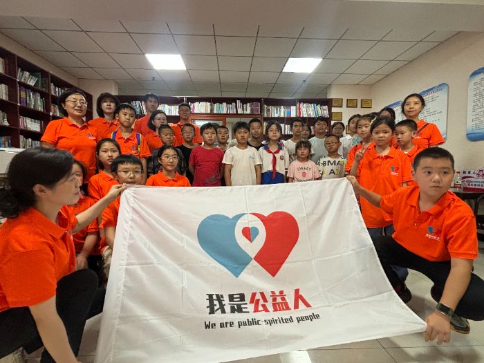 ��н���ഫ�����ˣ��ഺ��������С��Ӱ���ѧʵ���ŶӸϸ��ӳ��ؽ���֧�̻