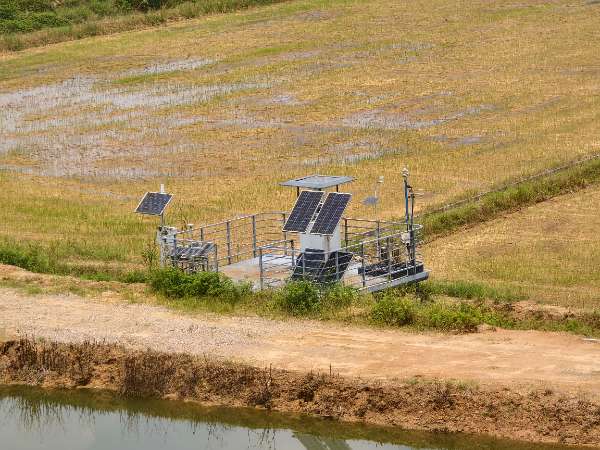 ���Ŵ�ѧ ����Ұ�ǽ��� ʵ�������ڸ��������ԿƼ��Ļ�����ũҵ����������