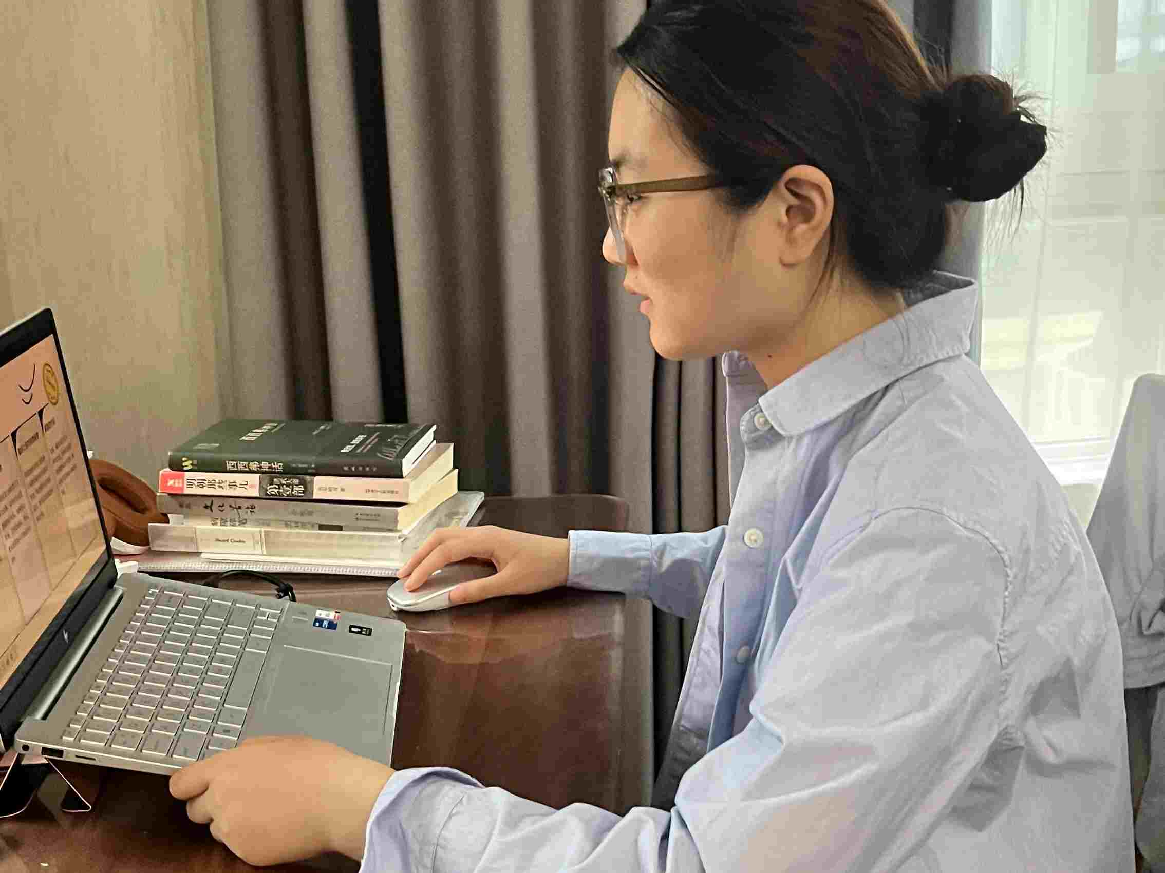 �߲ʿ�����Ļ����������Ѱ������ͨ���������ɳ�