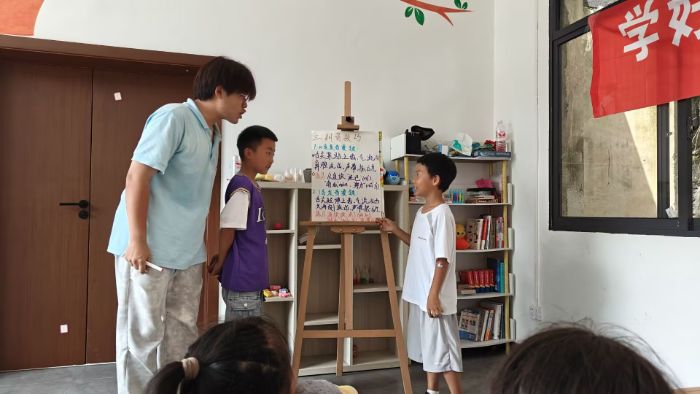 �ഺ���գ�һ·��ǭ���С�������Ϊ��־Ը�����Ȥζ���õ�������С�´�