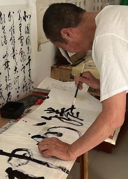 ����������ѧ�����ѧԺ����ʵ���Ŷӿ�չ��ů����飬�Ļ����ġ�����ػ��