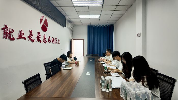 ��Լ���ش�н���ഺʵ�������� �����ɶ�������ѧ����������ʵ����������ʵ����ܽ�