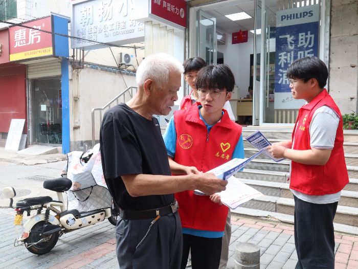 Զ�붾ƷΣ�� �����޶�������������������ģ����̽Ѱʵ���Ÿ�¤��������չ���������