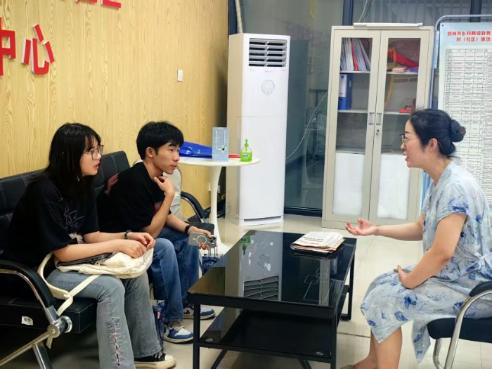 �˳��Ѻã�������顪�� ֣�ݴ�ѧ���˳��Ѻ�����������ʵ���Ŷ��߽�����������ѧ��������