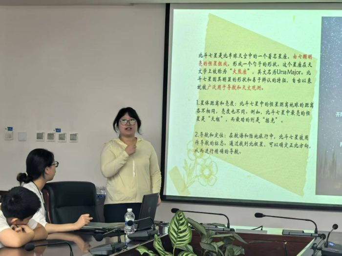 �ǹ��µ�ʫ�Σ�һ��ͯ������ϵ���������