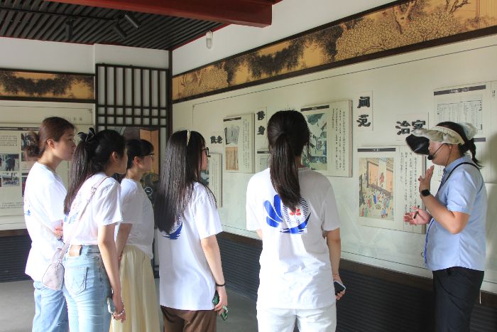 ��������Ұ���ഺ������ ---���������ϡ�ʵ���Ÿ��Ͳ���³�Ͽ�չ���������������ʵ��