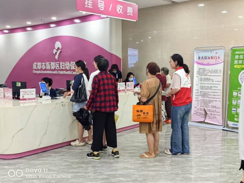 ���С������硱�����ഺ�������׽���