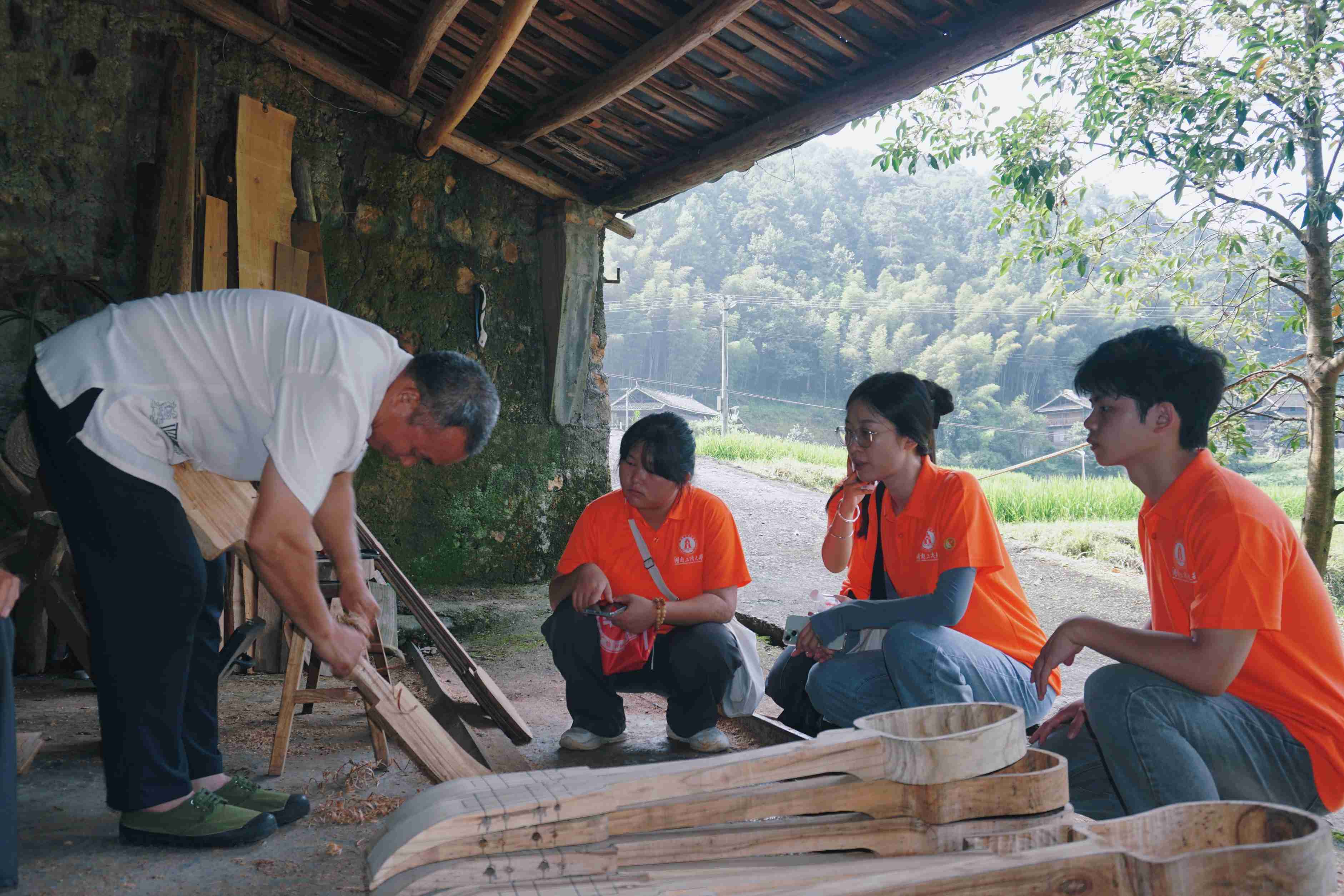 ���Ϲ��̴�ѧ����ѧԺ�������������Ӹ��ҽŶ�կ��ϰ���ż��գ�̽����ԨԴ