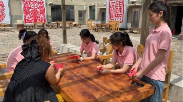 ������ҵ��ѧ�����ѧѧԺ����̾�ʵ�������������磺�Խ���֮�������������·