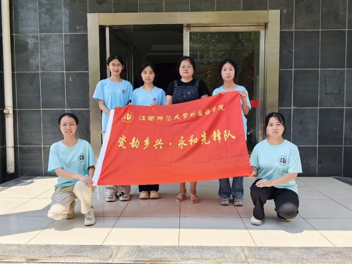 �۽���������������������ò��������ʦ����ѧ���������ˡ�ʵ����ר���������˴���ϯ