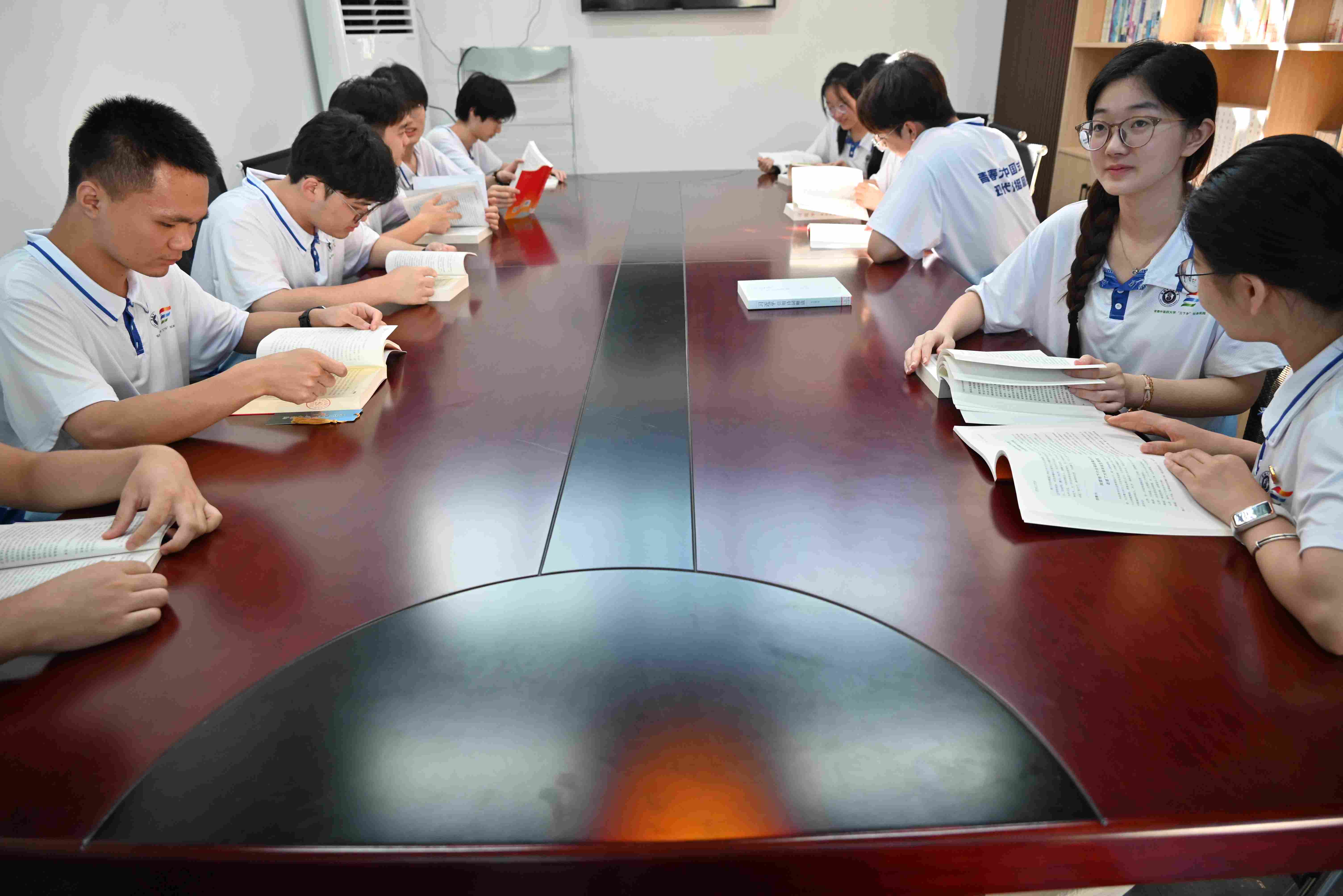 ���������ġ���ũ��������԰�����ഺ���������������