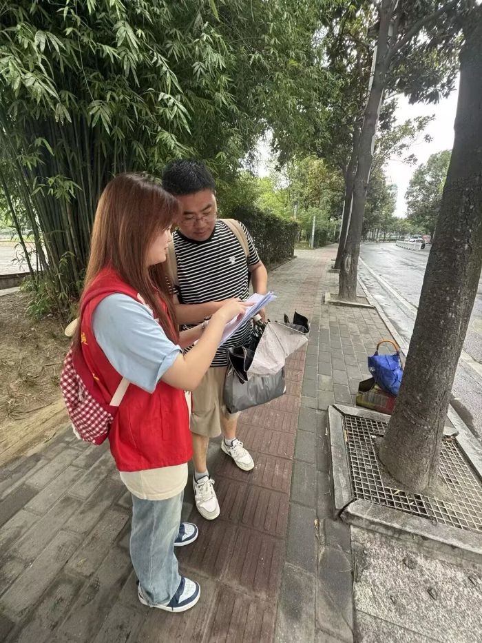 ���м���ҽ�����У���ͬ���������й�