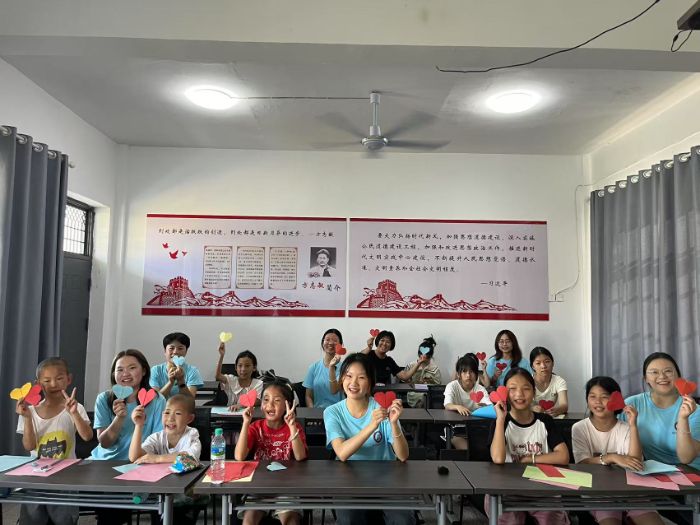 �����ƾ�ְҵѧԺѧ�������磺 ����־Զ���Ṥ��֧�����λ���;