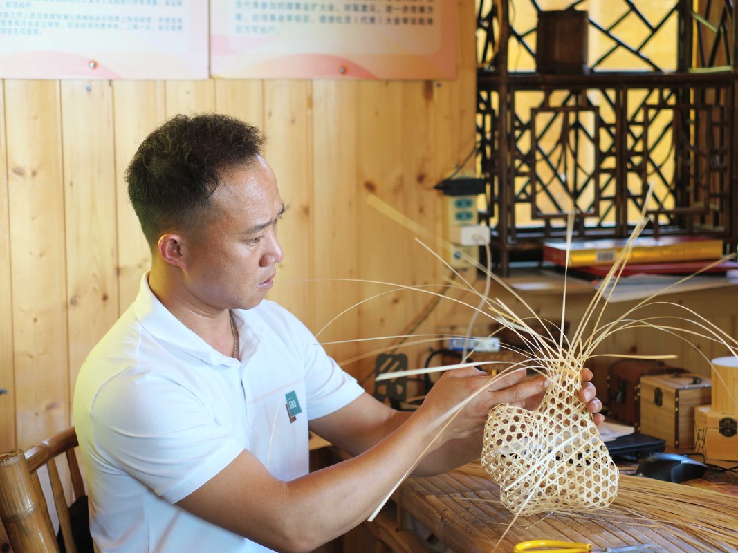 ����ũ�ִ�ѧʦ���Ŷӵ��а�Ϫ�������������Ļ�