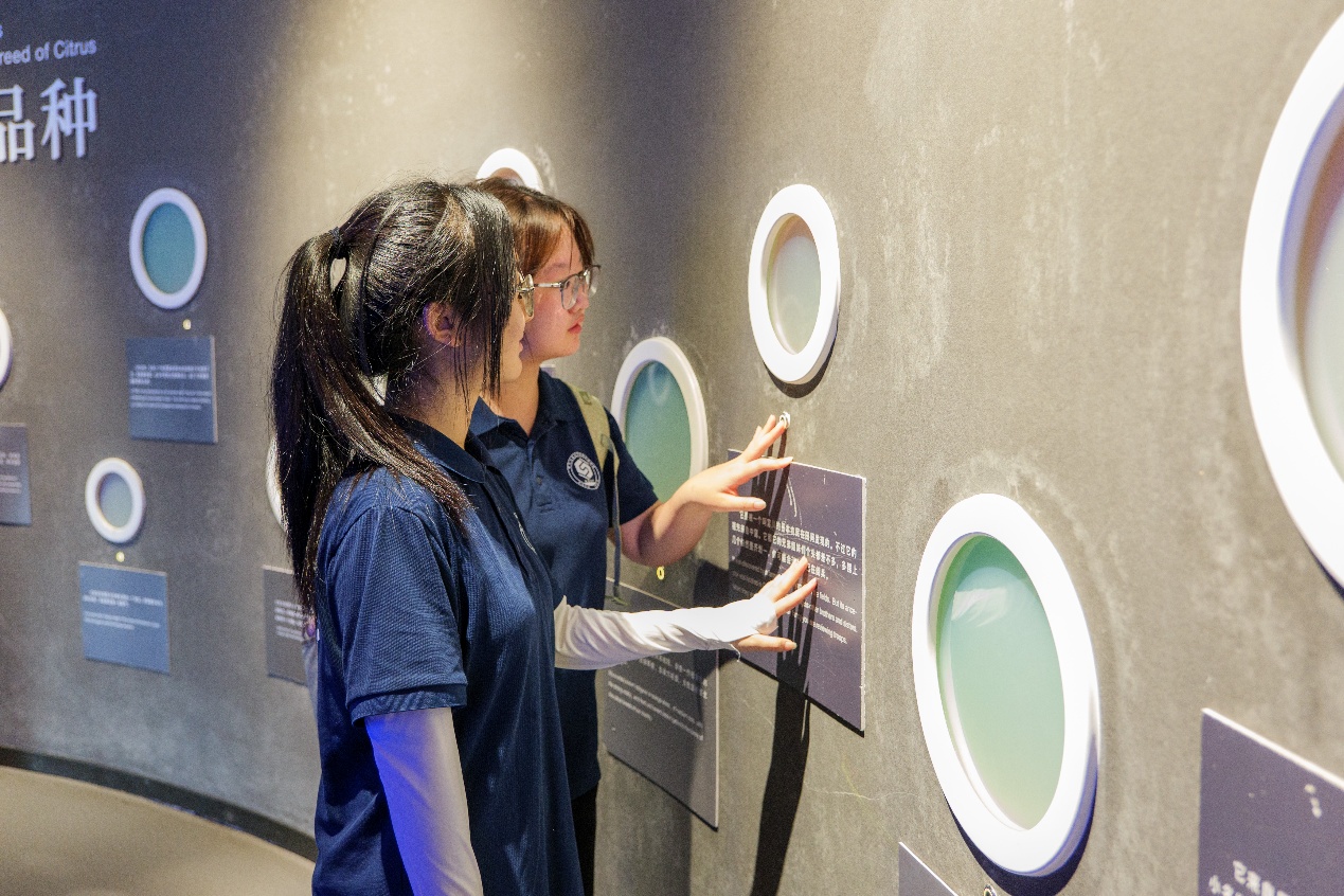 �㽭��ҵ��ѧ����ʵ���ӣ����ٲ���԰��̽���ϣ������Ƽ��м�����