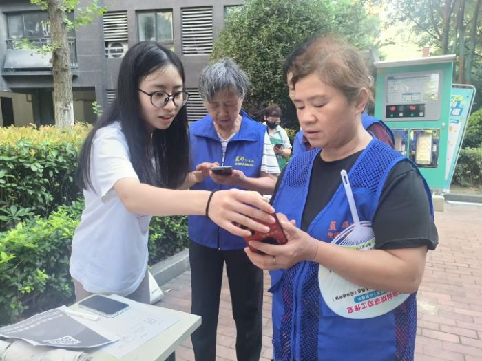 ���ݴ�ܰ�������Ϳ�