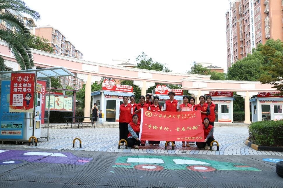 �ʻ������·�ò���ഺ־Ըչ����