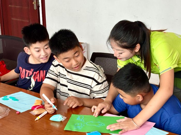 ͯ����ů�������ǹ��ɳ�|ɽ��Ů��ѧԺ������Ϊ�ϡ�־Ը����ӿ�չ�������ʵ���