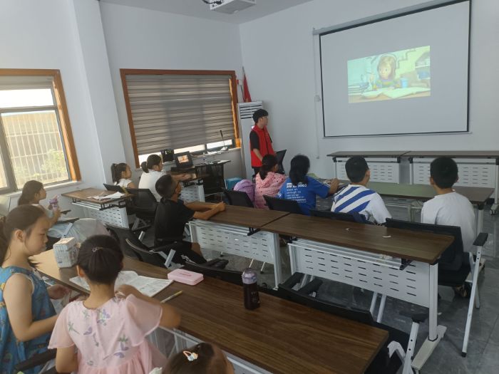 ����������ҵѧԺ־Ը�����ڿ��ã���ͷ���ع��ӡ�������ͯ��������