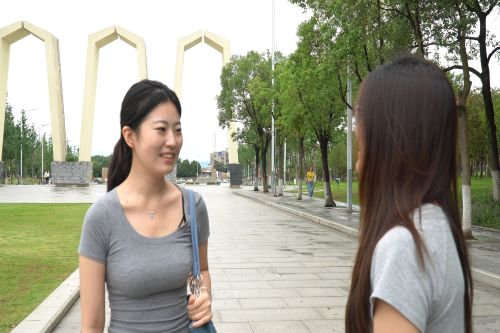 �潮ѧ�ӹ����Ļ����ڣ���ͷ�ɷ�̽�����Ž���·��