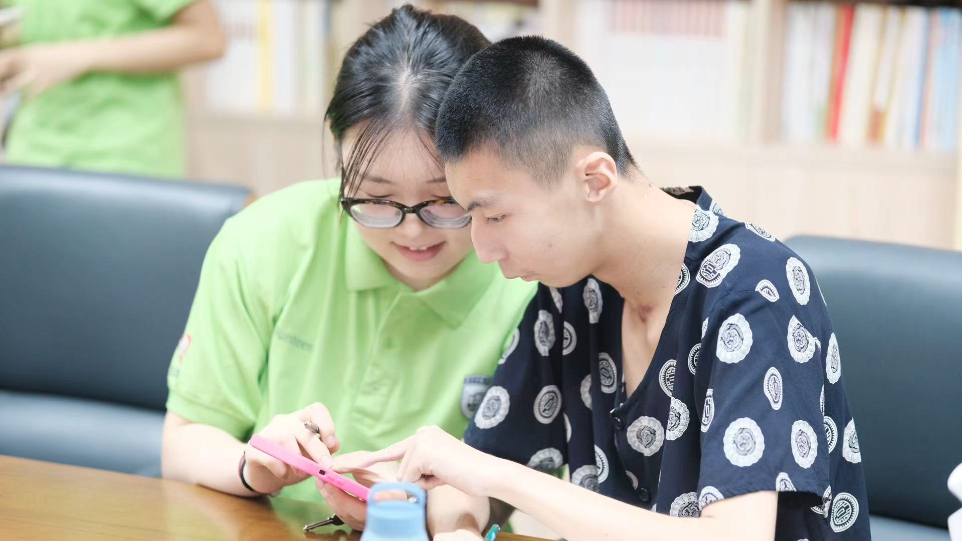 �ǻ��ڰ���������ǿգ��������������������ǡ�����������