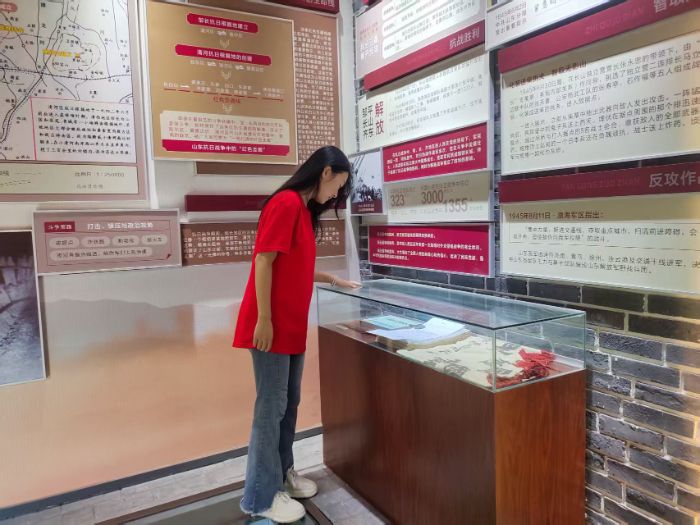 �Ӽ����������ɫ�����������ʵ����