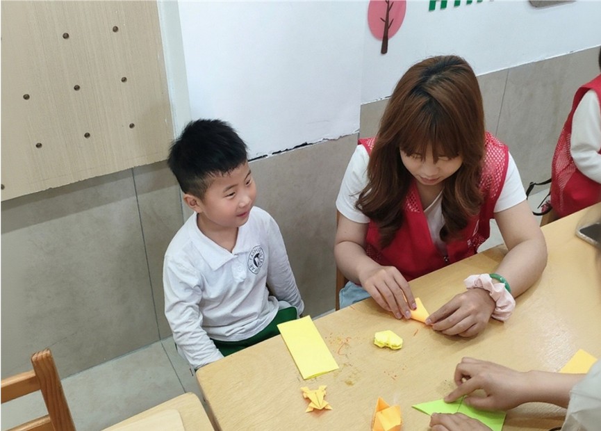 ֽ��ͯȤ����ů�彭������Уѧ�������彭���������������Ļ�����