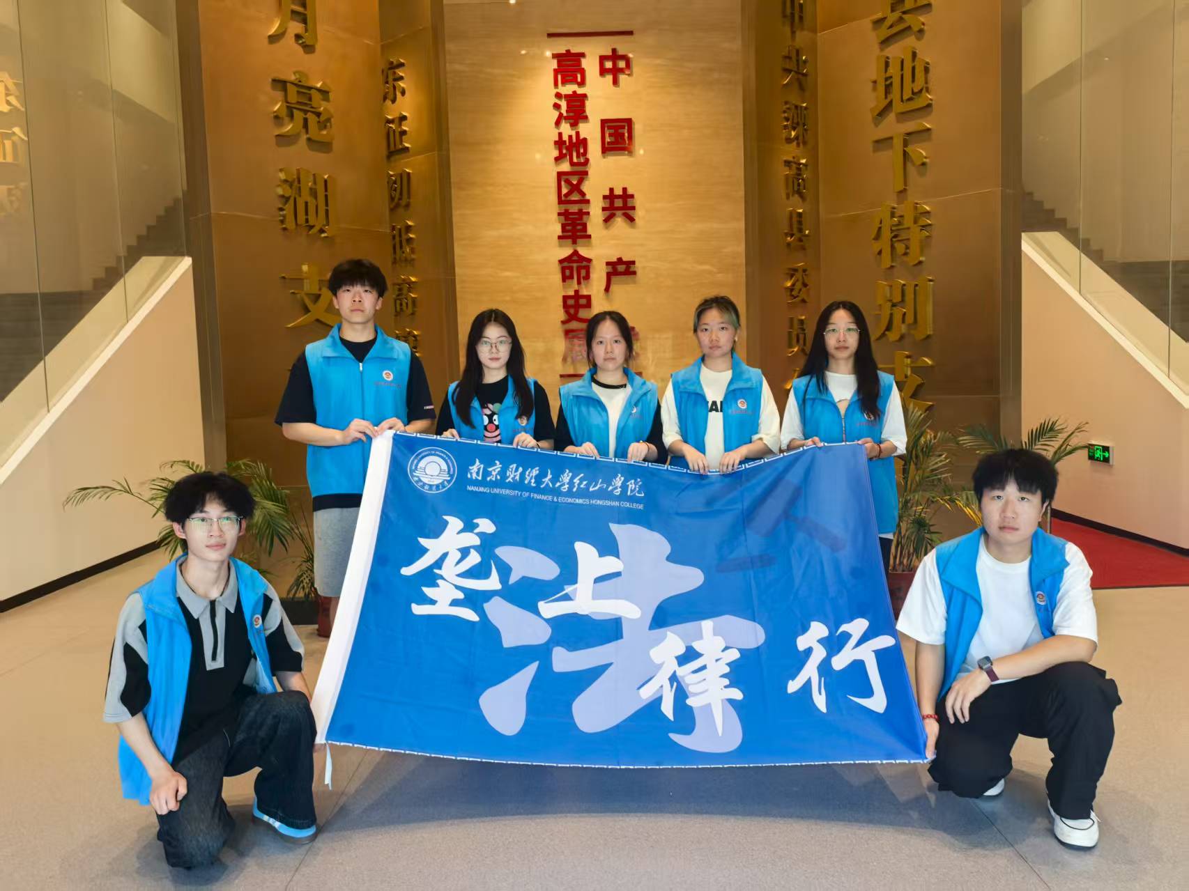 ���к�ɫн�� �����������