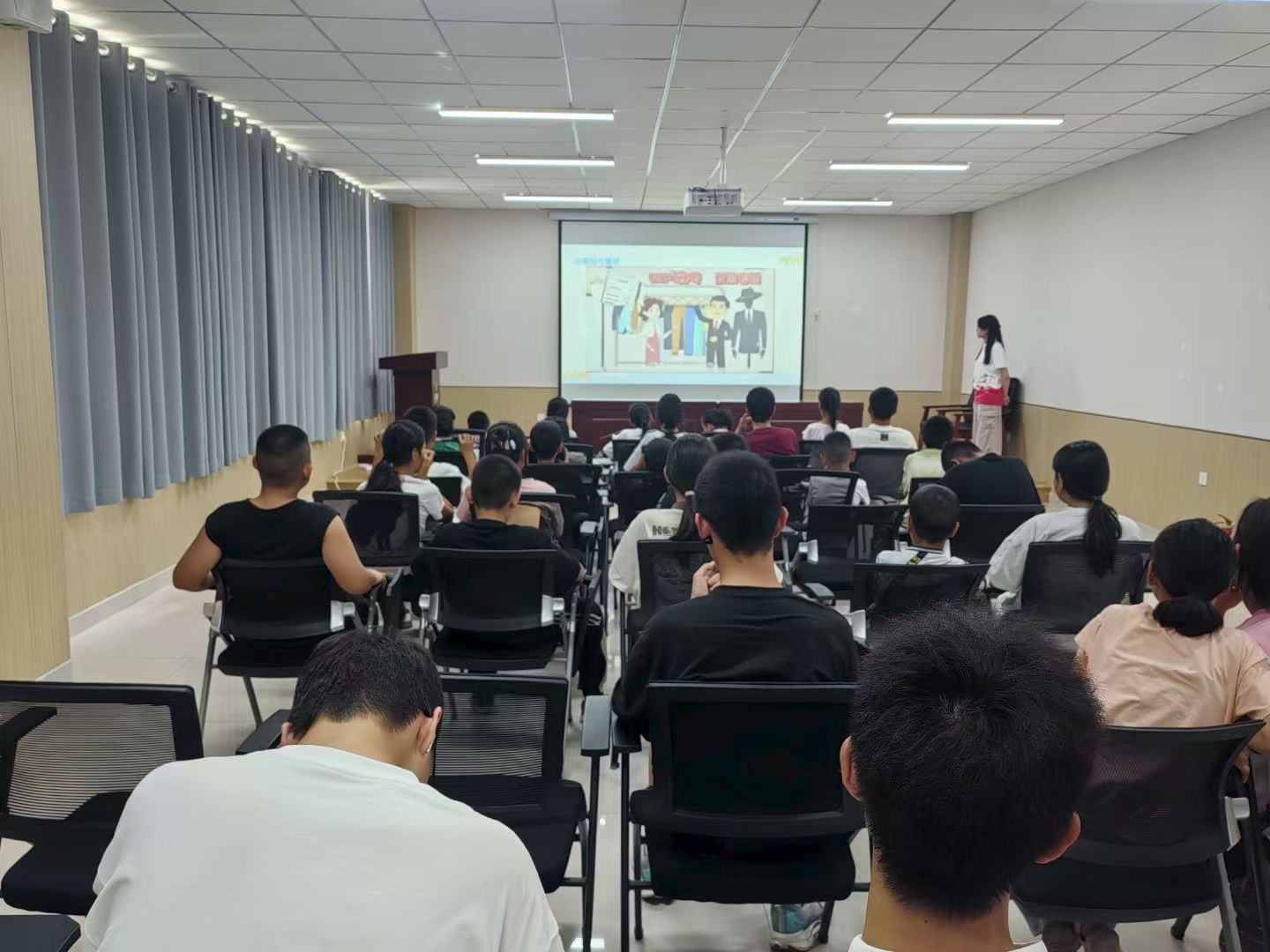 ����ľ��ѧʵ����|�����ܡ���������δ�������ڡ�����ȫС��ʿ�����������ǽ