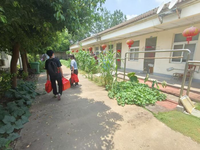 1c1bf911a38648c4e541aa1dc4542f71