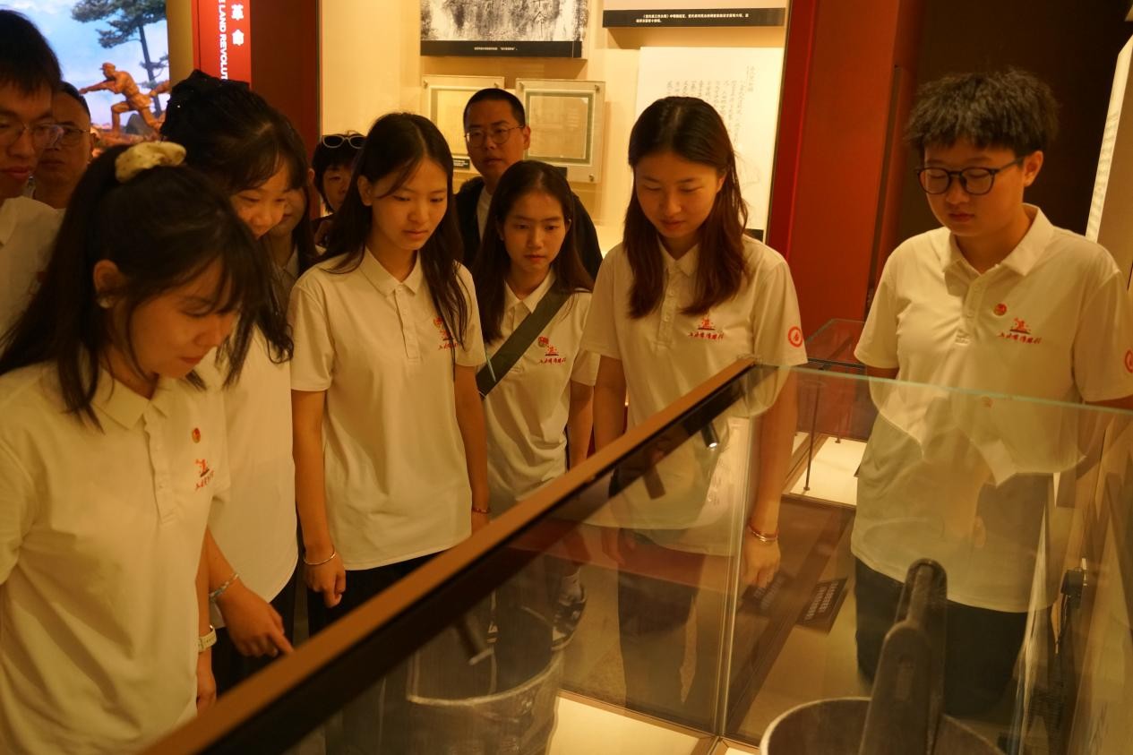 ̽Ѱ��ɫӡ�ǣ����и������񡪡��߽�����ɽ���������