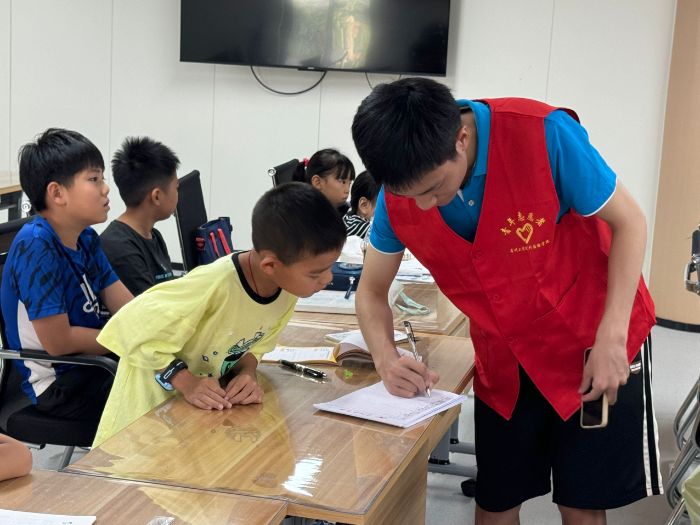 ���ݹ�ѧԺѧ�������磺��˫���ѧ�������ذ���Ϊ�����ͯ��չ�������