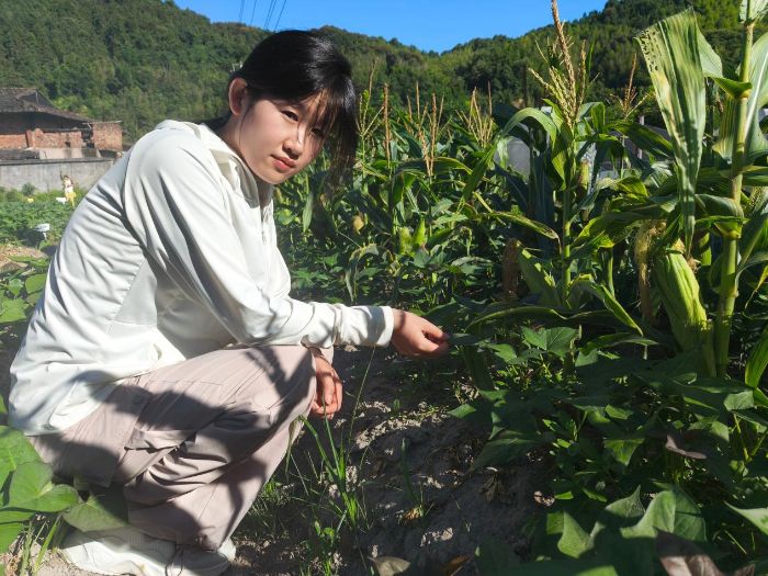 ����ũ�ִ�ѧ���������硱ʵ���������磺ǧ��¢Ķ����ߣ��ٴ�ũ��չ�