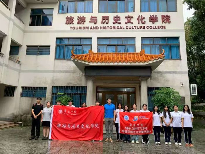 ̽ɽУ����֮������������֮��