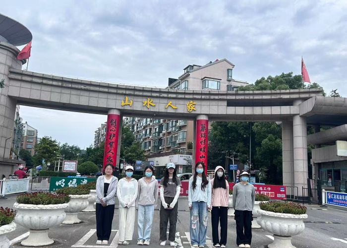 ����������־Ը����С�ֶ����ж���д����