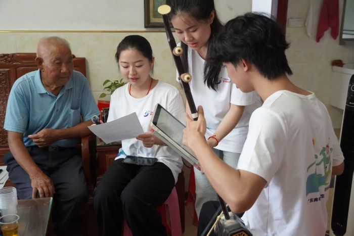 �㶫����ְҵѧԺ���֡����ֲ����ʵ���ӣ�Ѱ���ŷ�ɽ���Ի�ǧ����