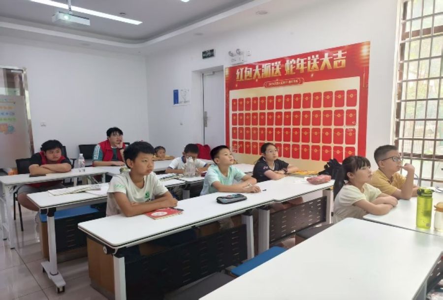 "��֪Я�֣��������Ρ������߽�����һ�ߣ�������֪����