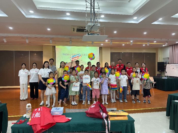 ���տƼ���ѧ���＼��ѧԺ��չ��˿���߲ʣ�ɣ��ͬ�С������������־Ը����