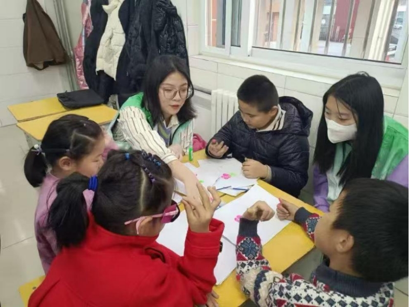 �ĳǴ�ѧ����ͨδ����־Ը����Ӿٰ조���ִ�����ͯ�� �ܵ���ȫ��ɳ������ʵ���