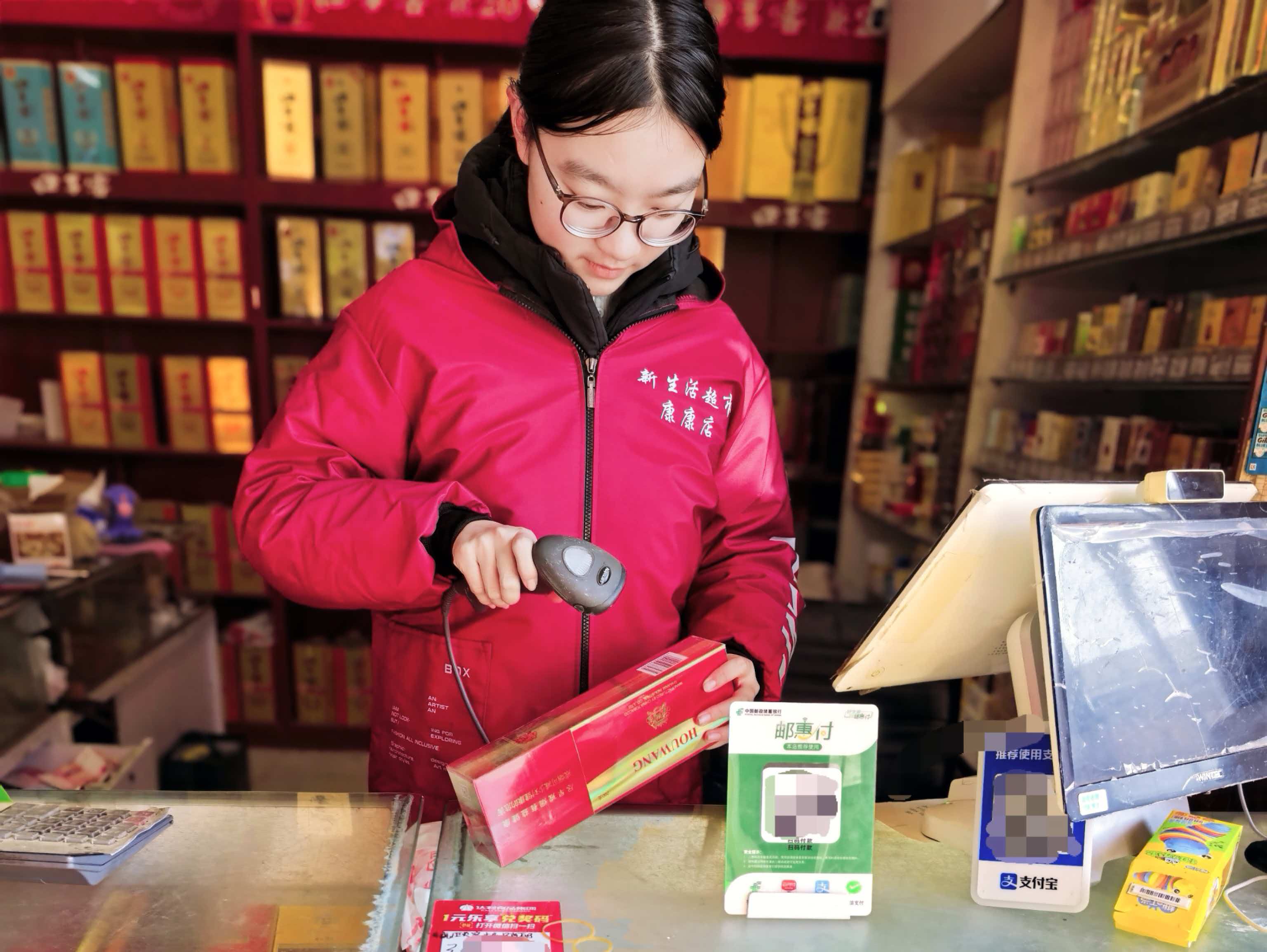 ����ʦ����ѧѧ�ӷ���ʵ�� Ϊ���紺�ڱ���ע���ഺ����