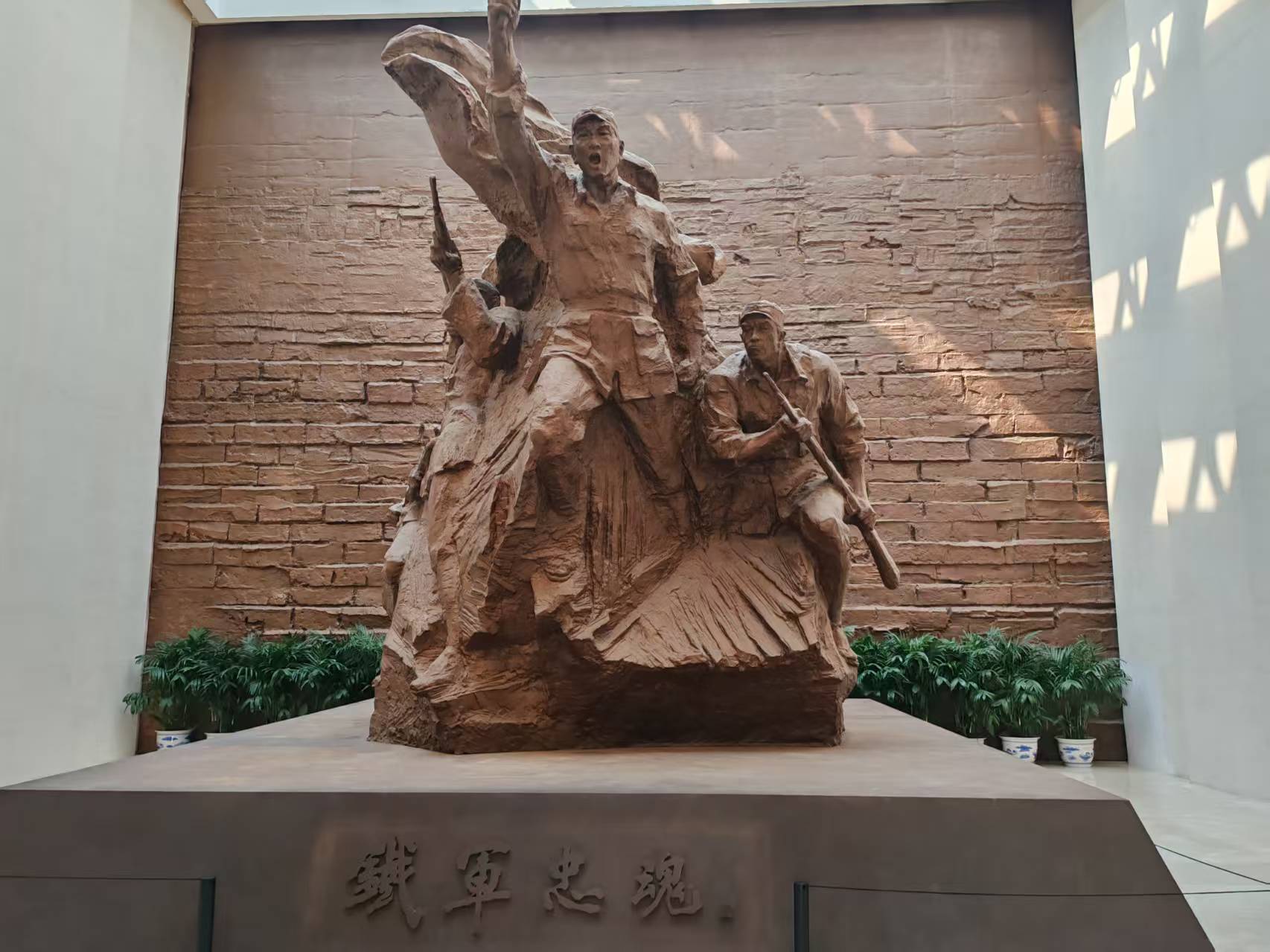 Ѱ�ú�ɫ�㼣��������������