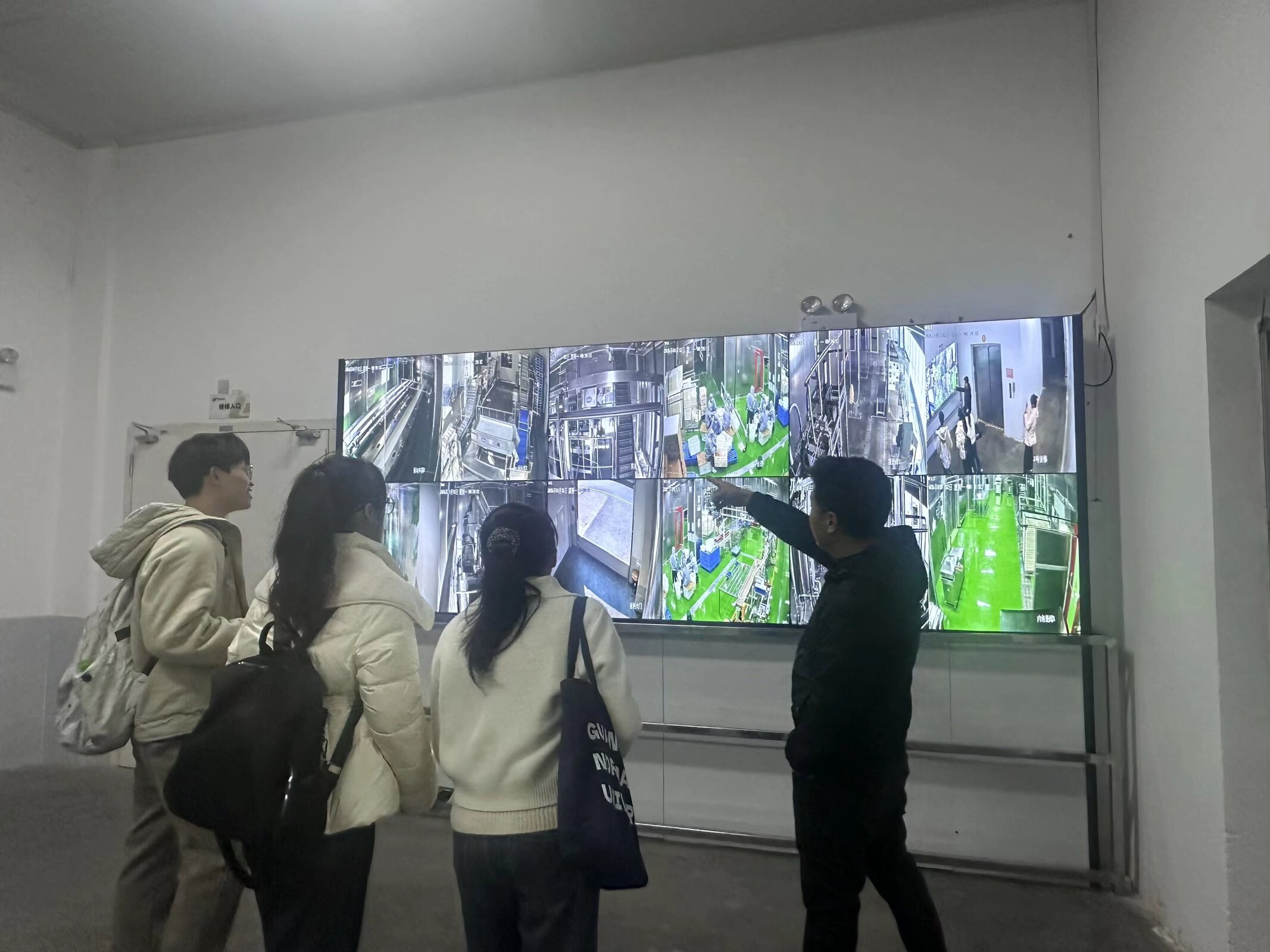 ����ʦ����ѧ���߹����ʵ���ţ��ഺ�㼣ӡ�߽� ������������ƪ