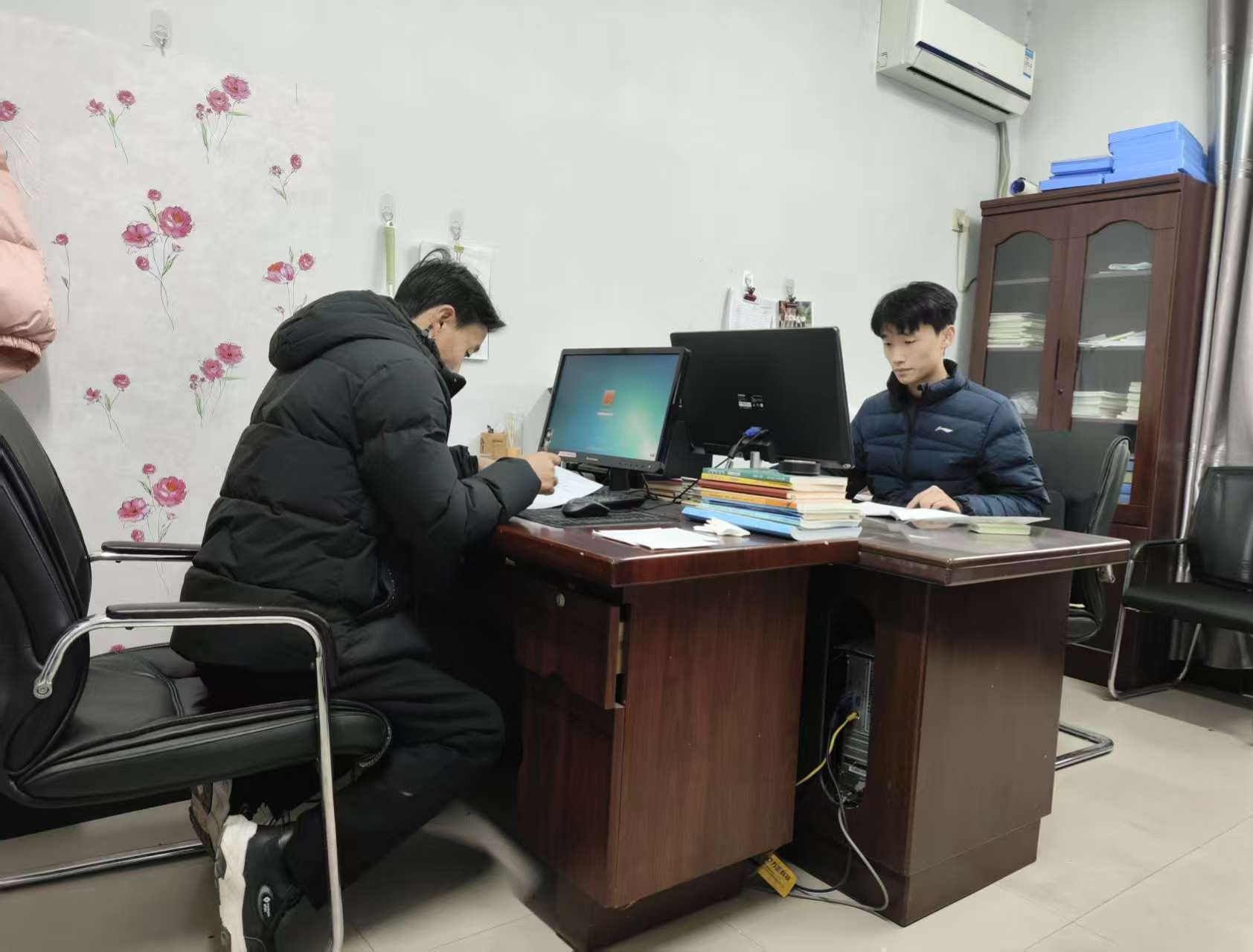 ���չ�ҵ��ѧѧ�Ӹ��������λ��չ�������ʵ���������������չ