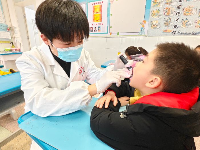 ������ů�����У�־Ը���մ�����