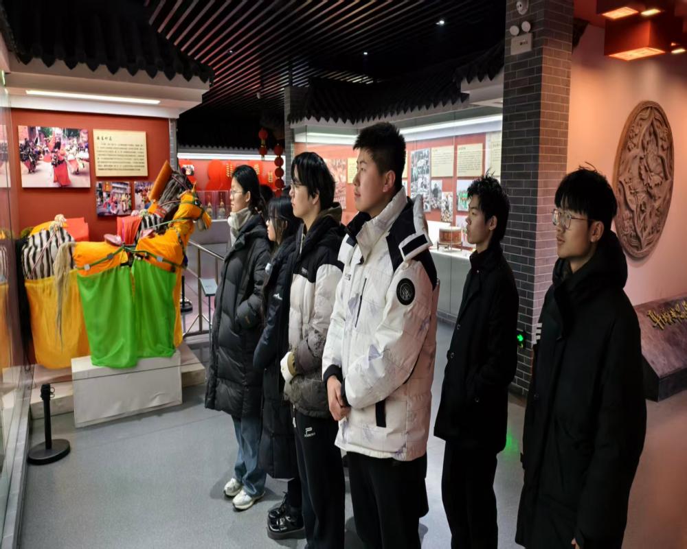 ��̽�Ӽ����ϣ�������н�𡱲ιۻ