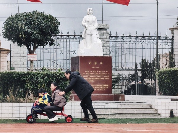 ���ɽ����������һ����С������ʱ�䡱�İ�