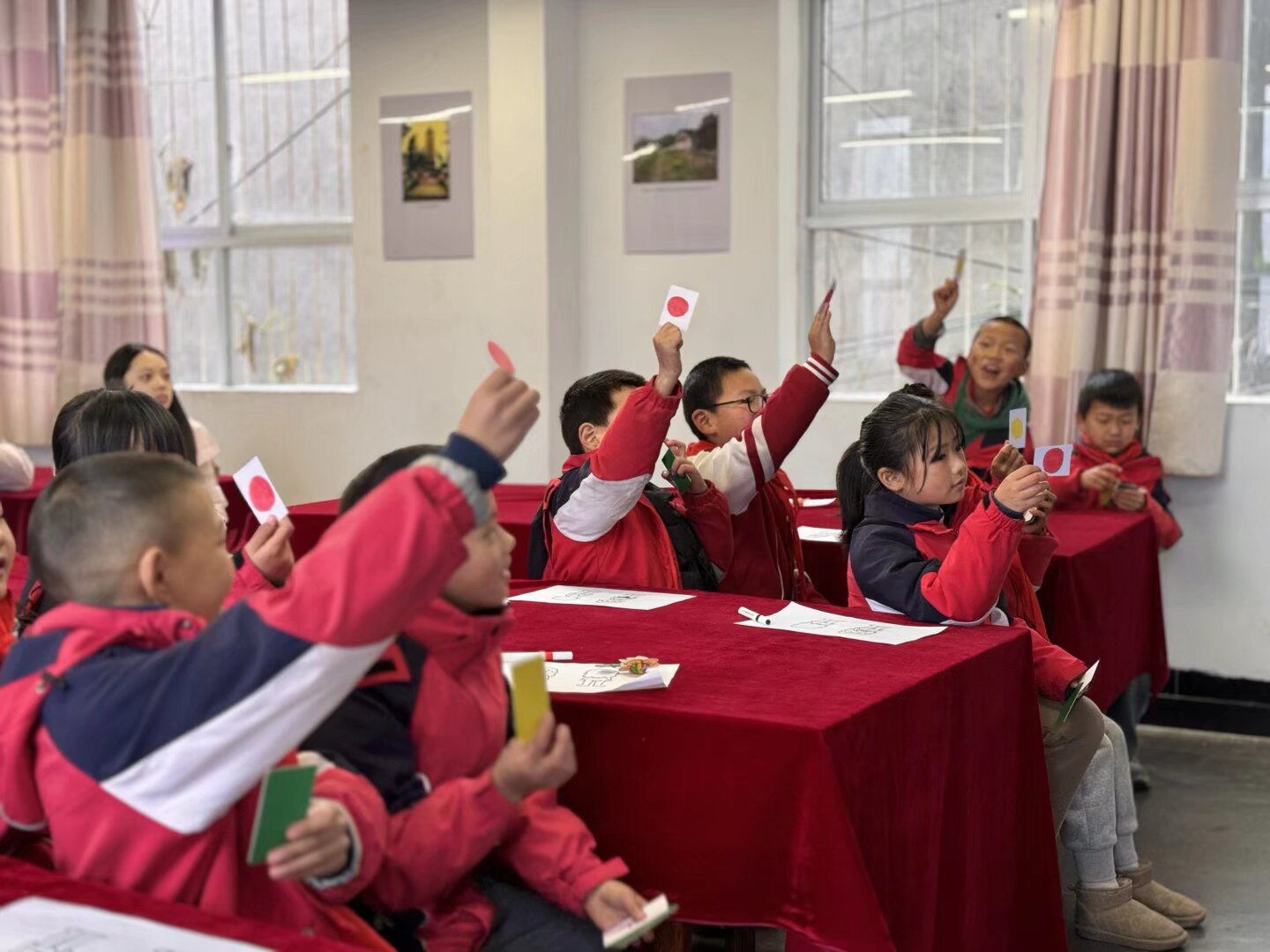 Ϊ������ע�롰��������һ�����ڸ����������ഺʵ��